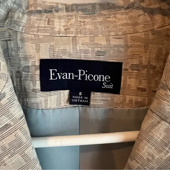 Evan‎ Picone Women's Textured Beige Blazer Size 8 - Picture 3 of 6